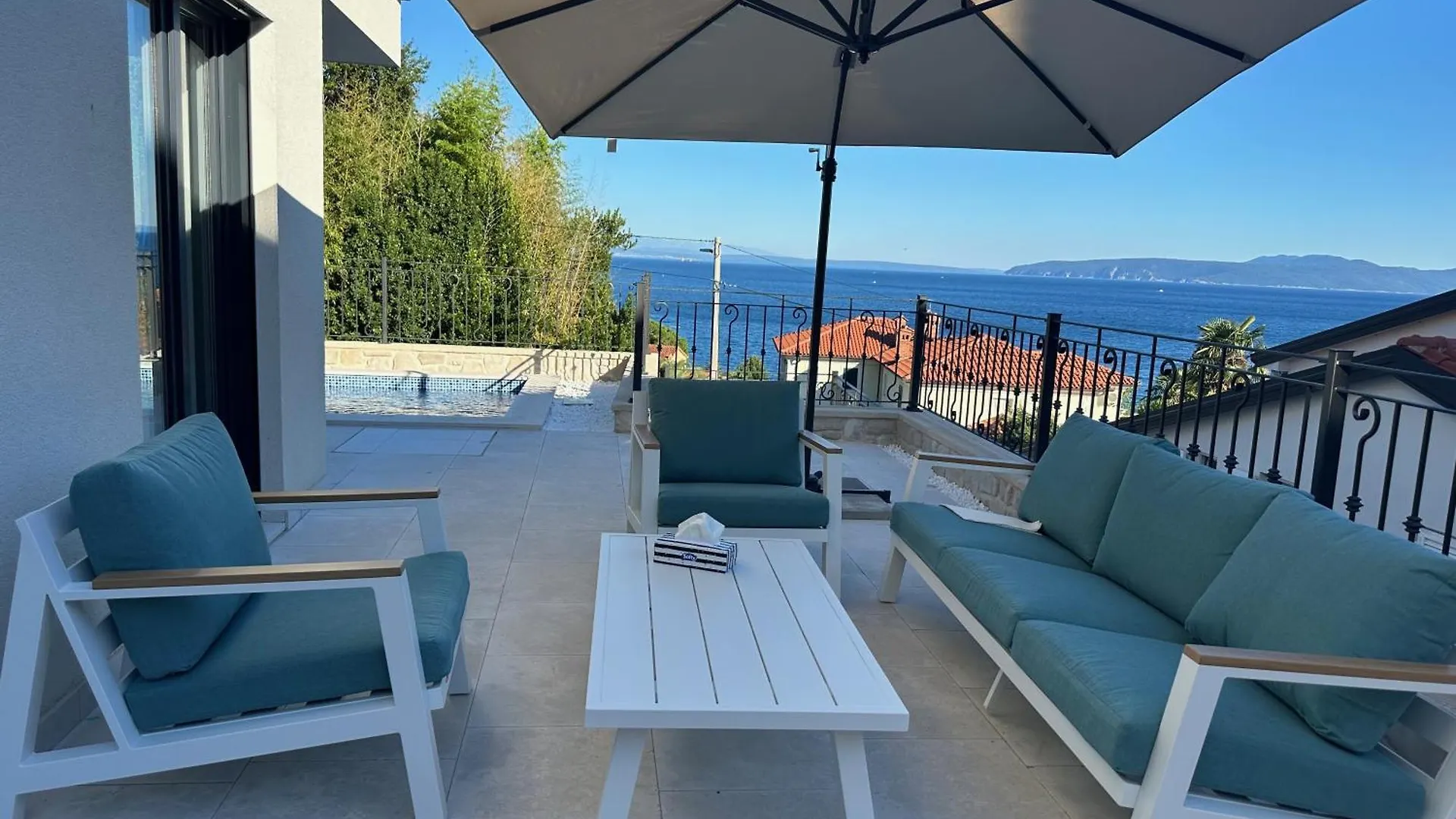 Apartment Aura Adriatica Olive - Luxury Apartment, Private Pool, Sea View, Parking Lovran Croatia