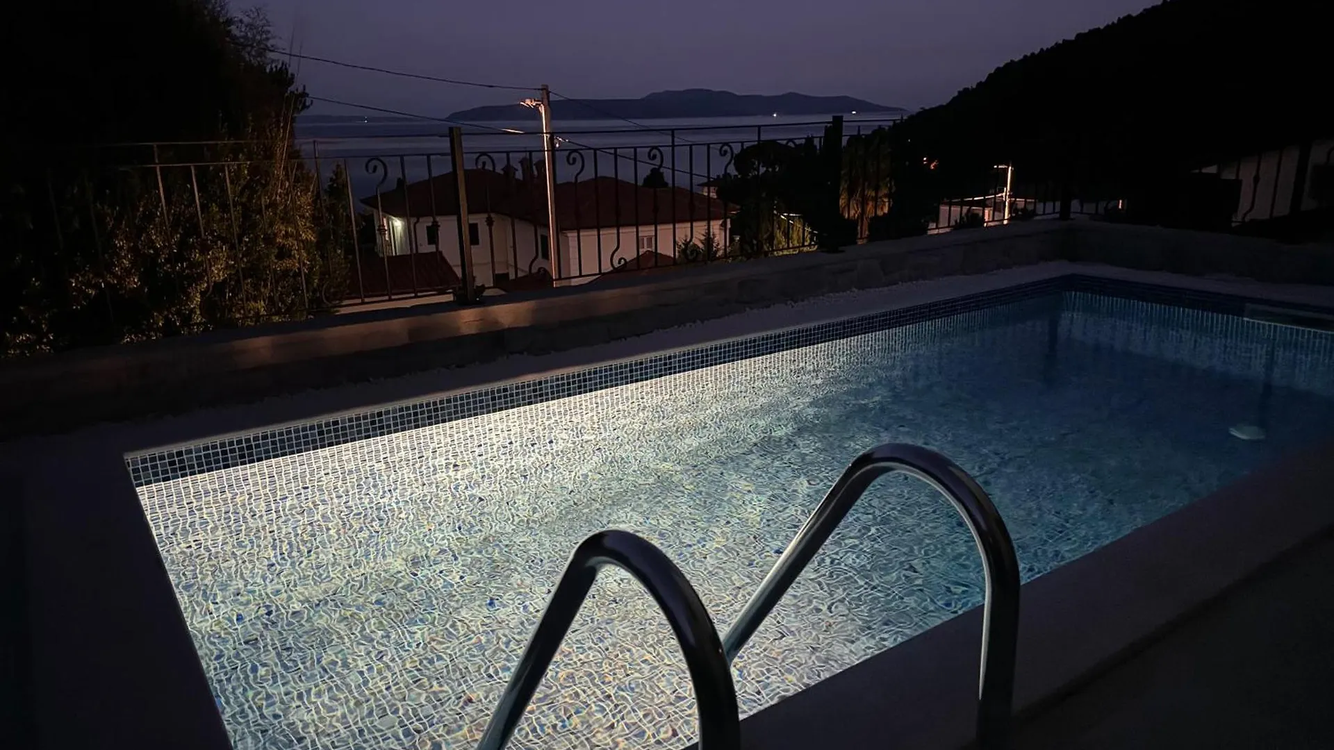 Aura Adriatica Olive - Luxury Apartment, Private Pool, Sea View, Parking Lovran 0*,  Croatia