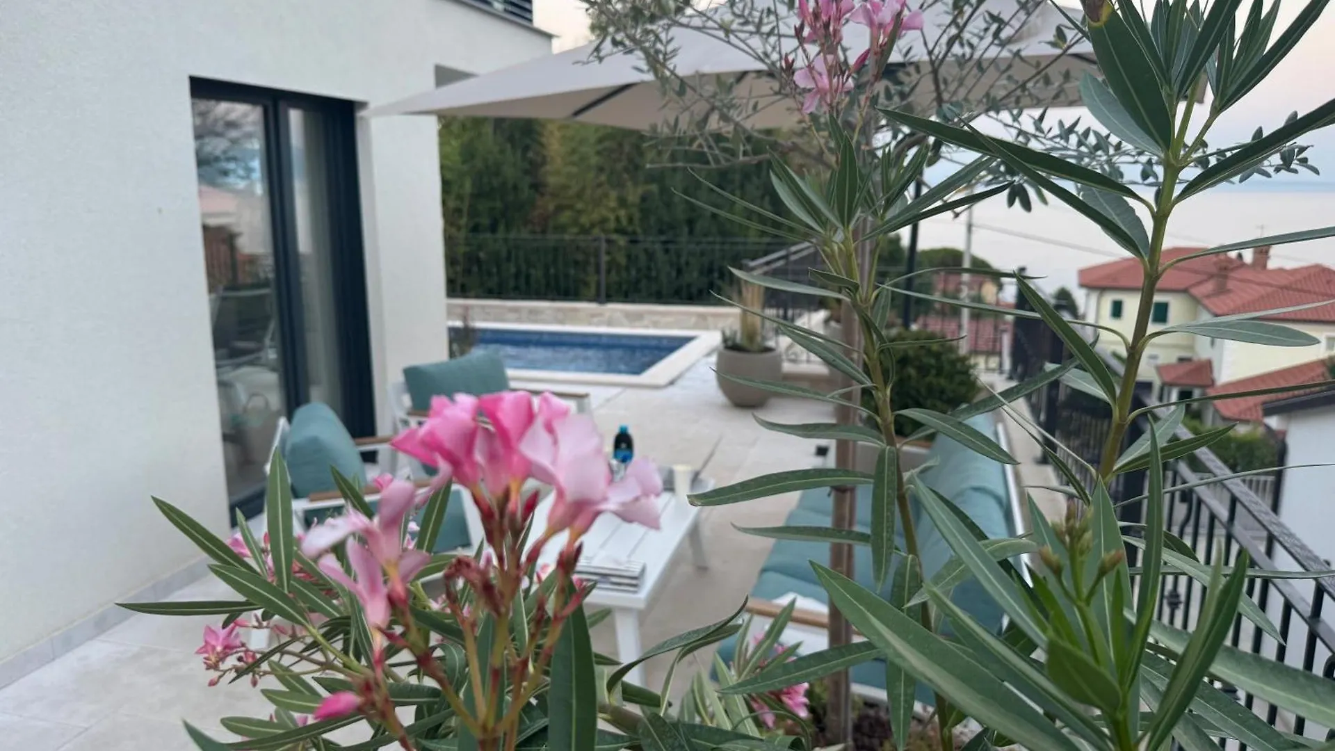 Aura Adriatica Olive - Luxury Apartment, Private Pool, Sea View, Parking Lovran 0*,